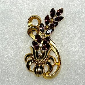 Vintage brooch.  Purple gem leaves with gold tulip style